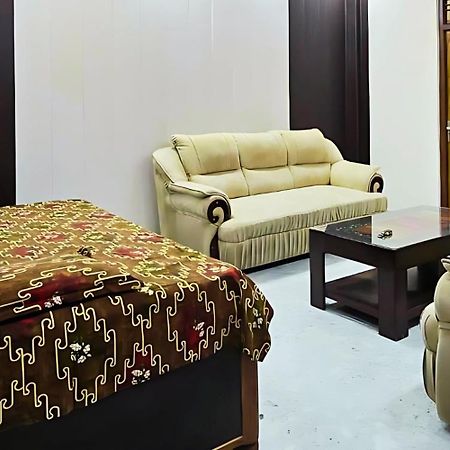 Ramayana Grand Hotel Ayodhya Extérieur photo