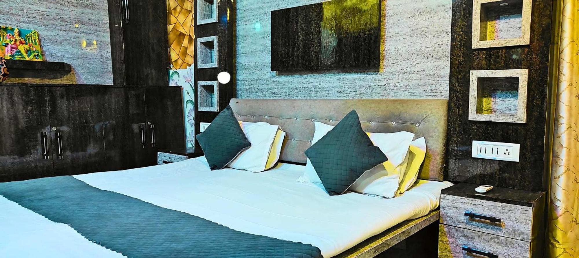 Ramayana Grand Hotel Ayodhya Extérieur photo