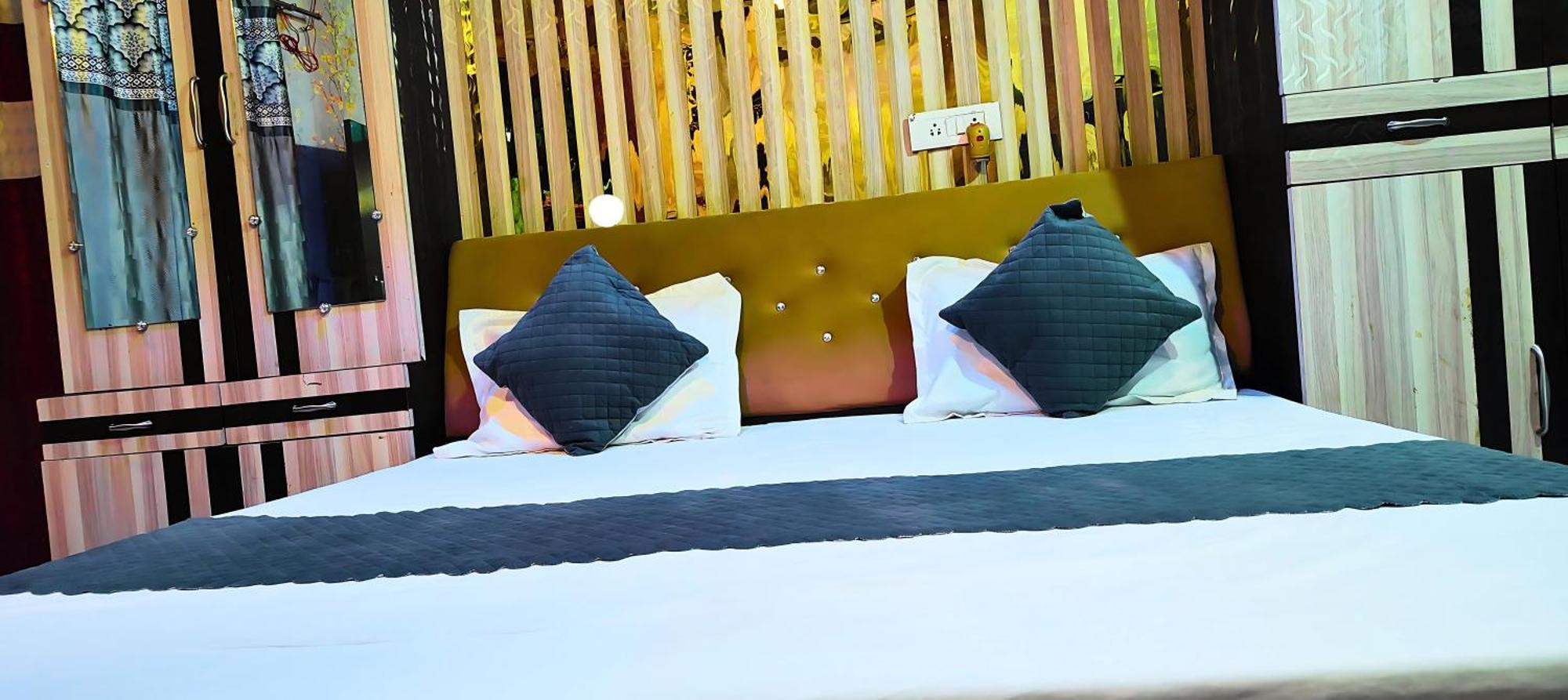Ramayana Grand Hotel Ayodhya Extérieur photo