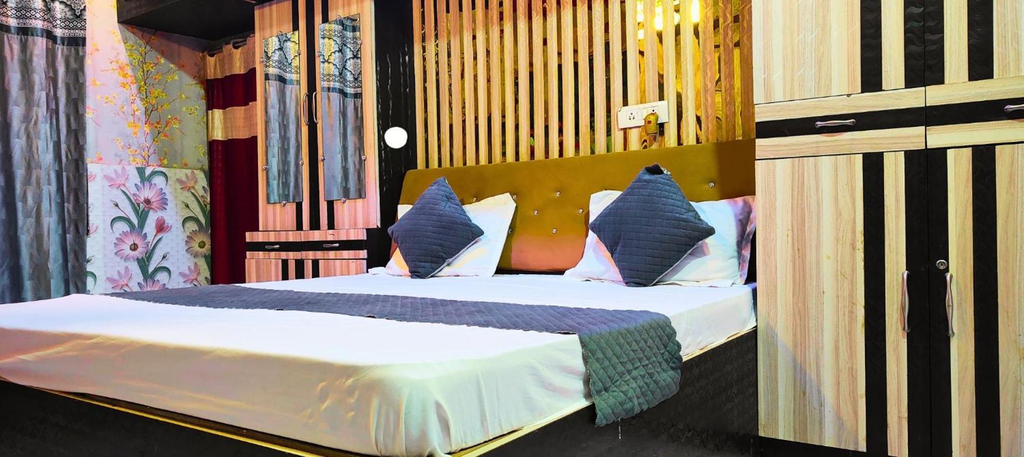 Ramayana Grand Hotel Ayodhya Extérieur photo